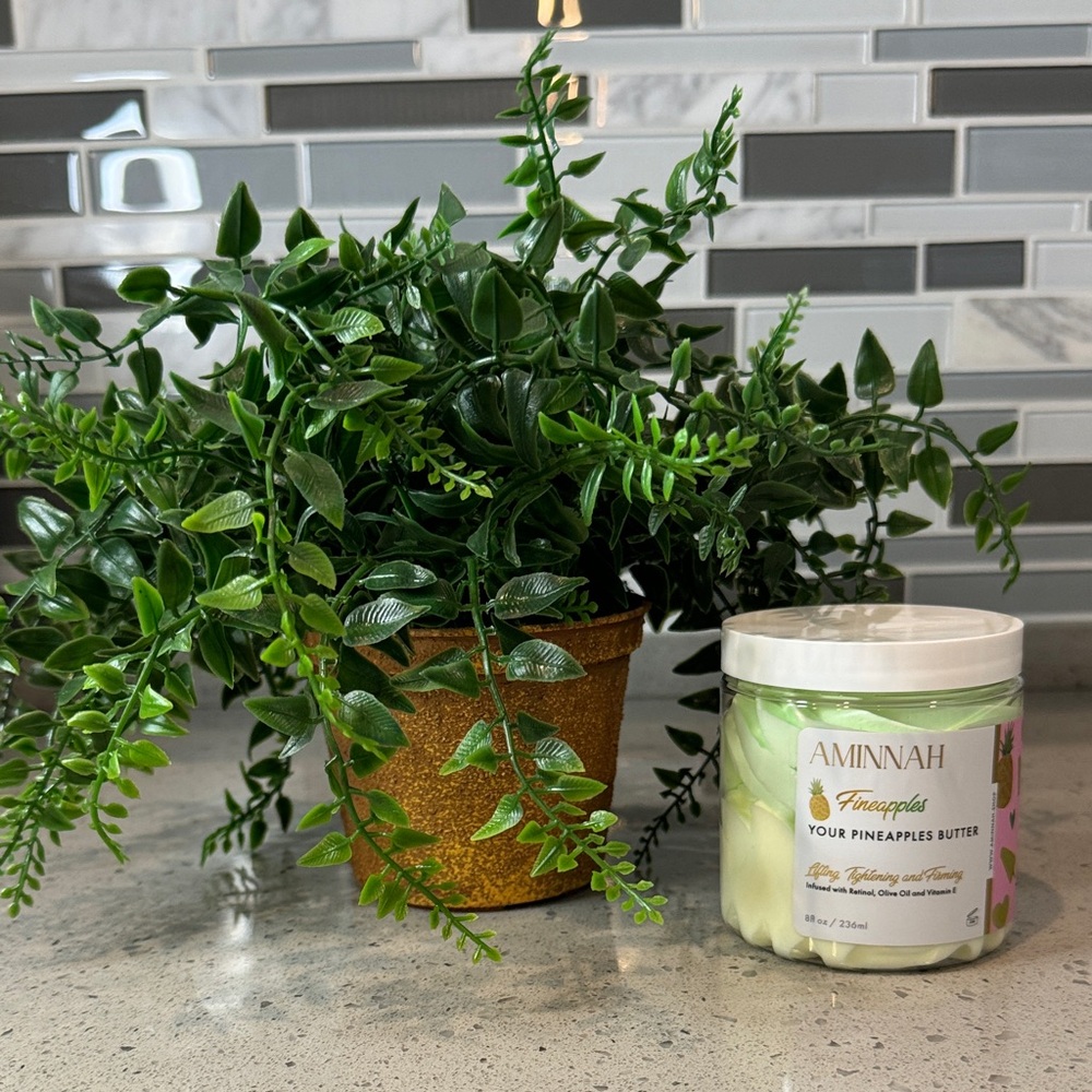 AMINNAH - Fineapples Boob Butter Lifting, Tightening &
Firming